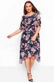 Plus Size Crewneck Half Sleeve Floral Midi Dress